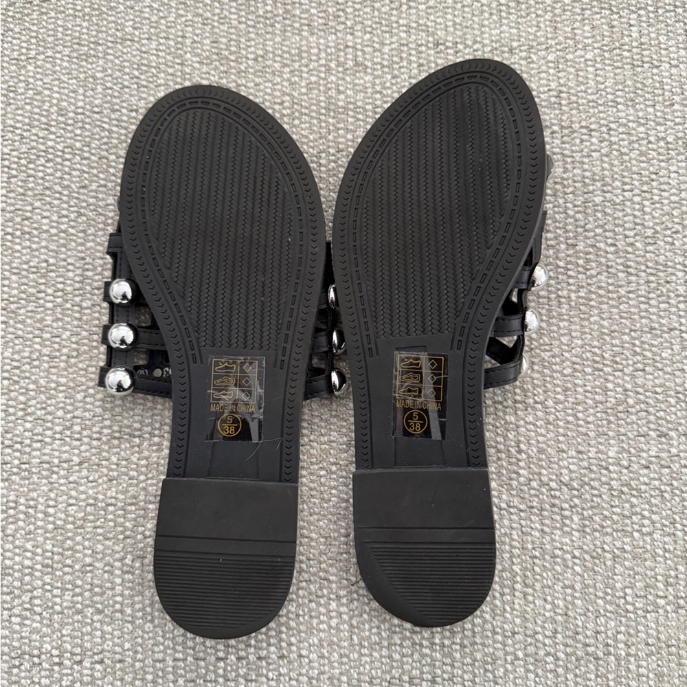 Pretty LittleThing Alisa Black Large Studded Slider Sandals with Silver Accents. - Picture 3 of 3